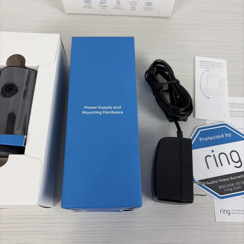 Ring Indoor Cam Black Plug-In Camera New Open Box